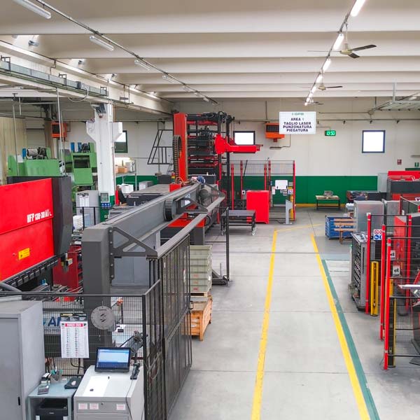 Area Macchine Punzontrici e Piegatrici